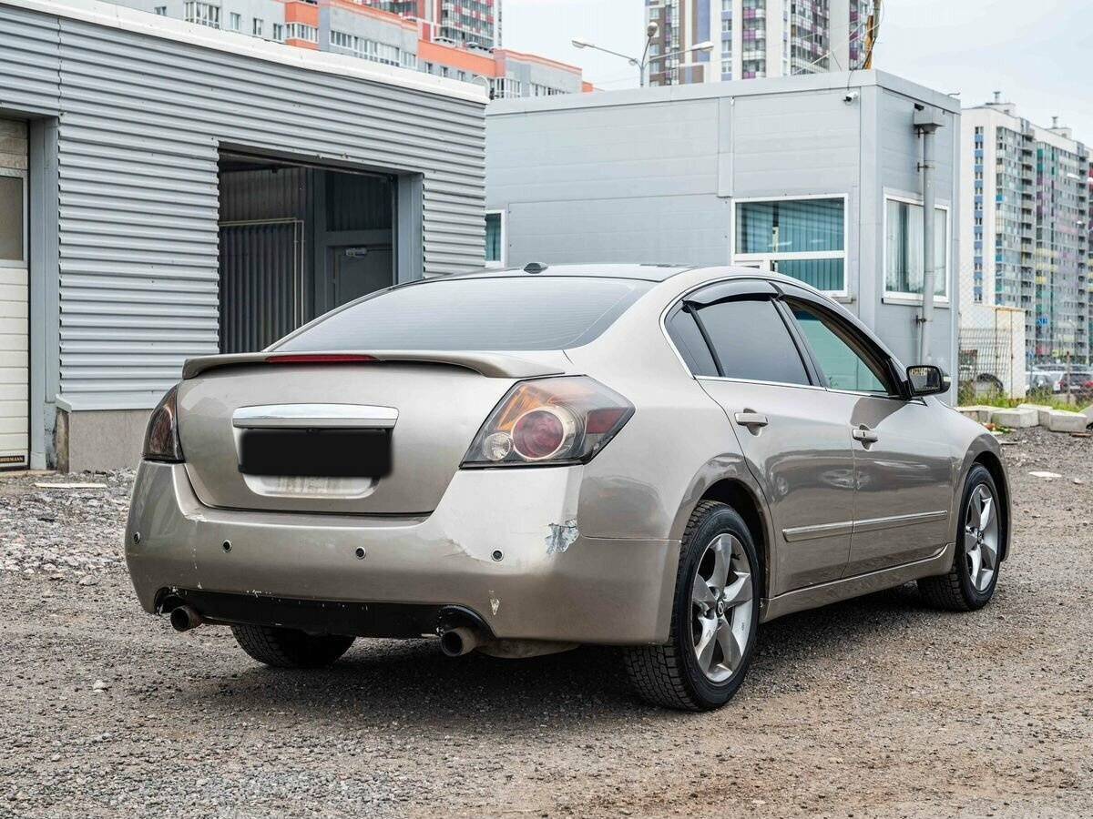 Nissan Altima с пробегом — 2007 год. Фото: #5