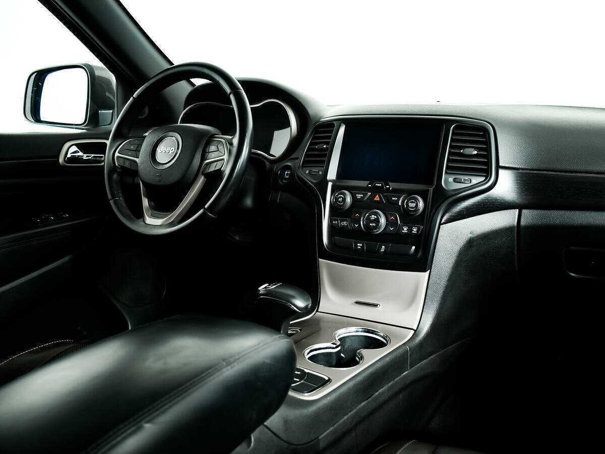Jeep Grand Cherokee с пробегом — 2013 год. Фото: #8