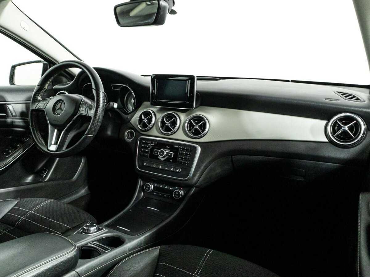 Mercedes-Benz GLA с пробегом — 2014 год. Фото: #8