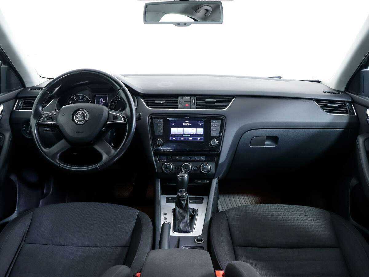 Skoda Octavia с пробегом — 2013 год. Фото: #9