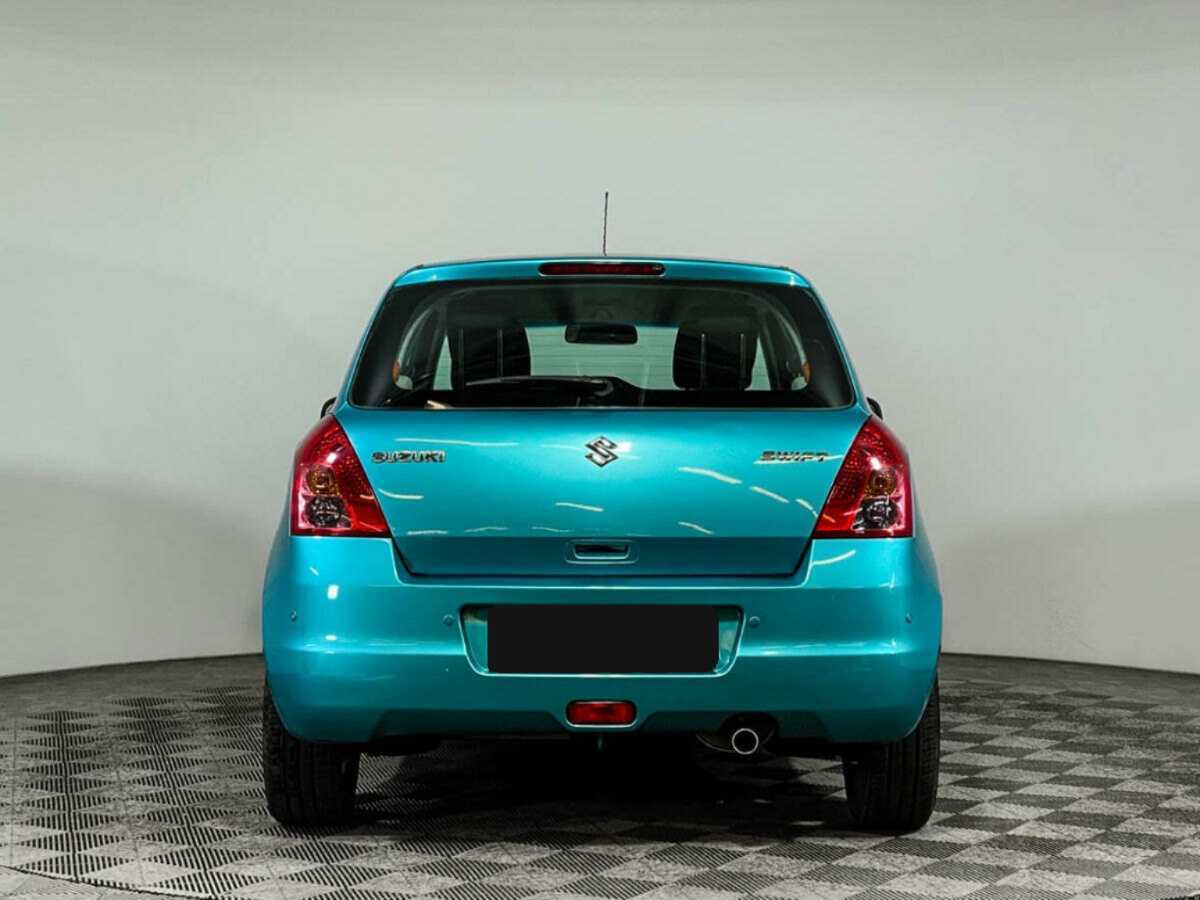 Suzuki Swift с пробегом — 2009 год. Фото: #5