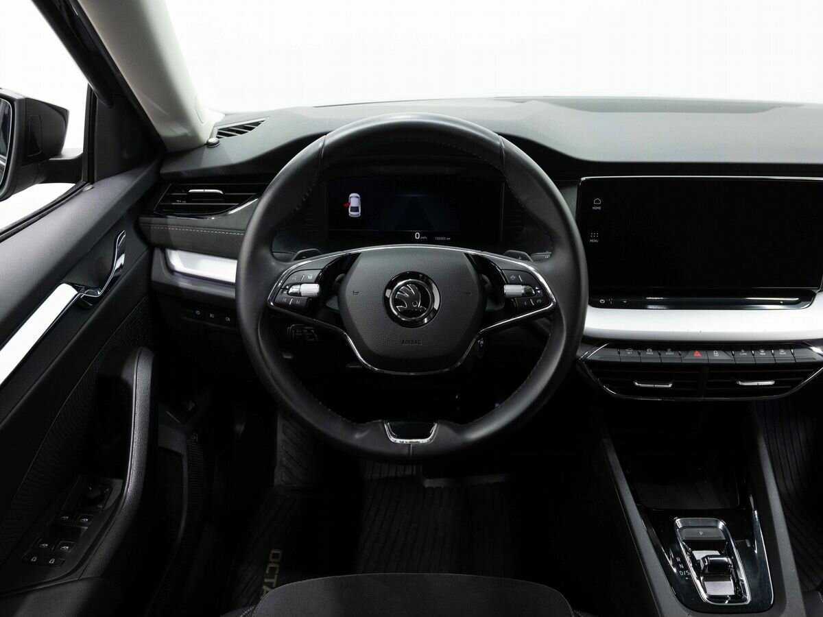 Skoda Octavia с пробегом — 2020 год. Фото: #13