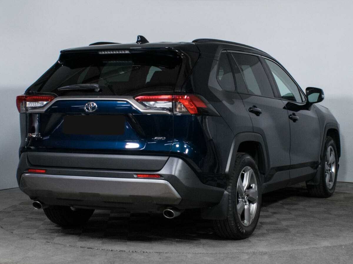 Toyota RAV4 с пробегом — 2020 год. Фото: #2