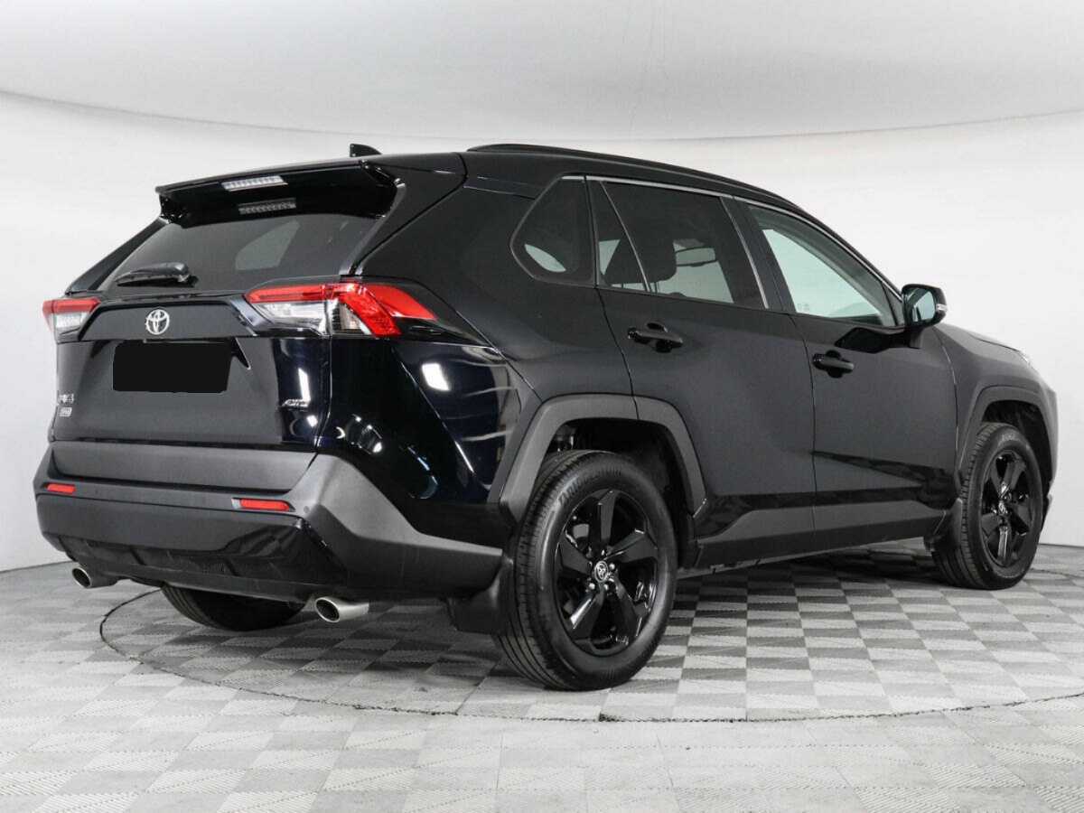 Toyota RAV4 с пробегом — 2022 год. Фото: #4