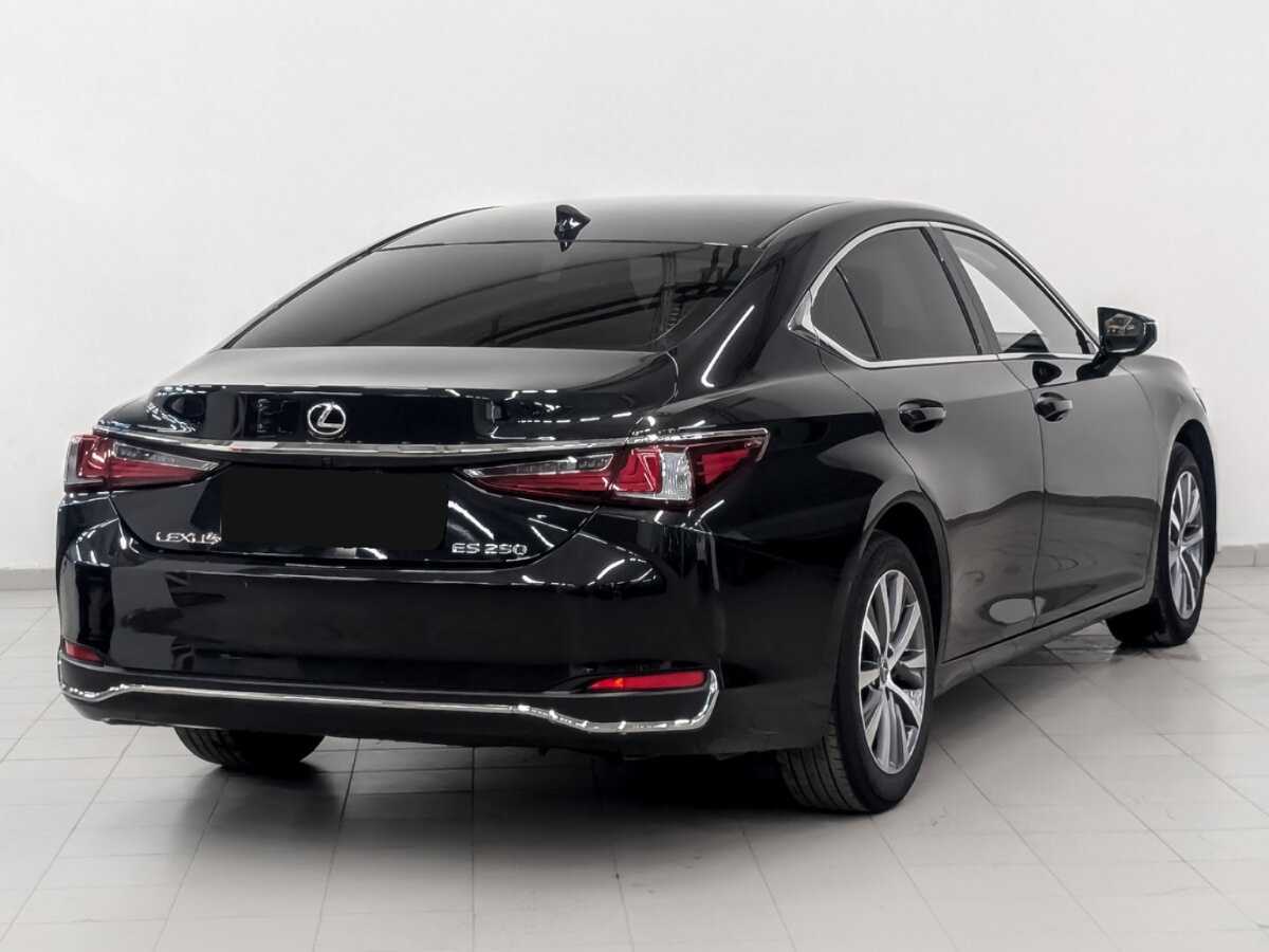 Lexus ES с пробегом — 2021 год. Фото: #4