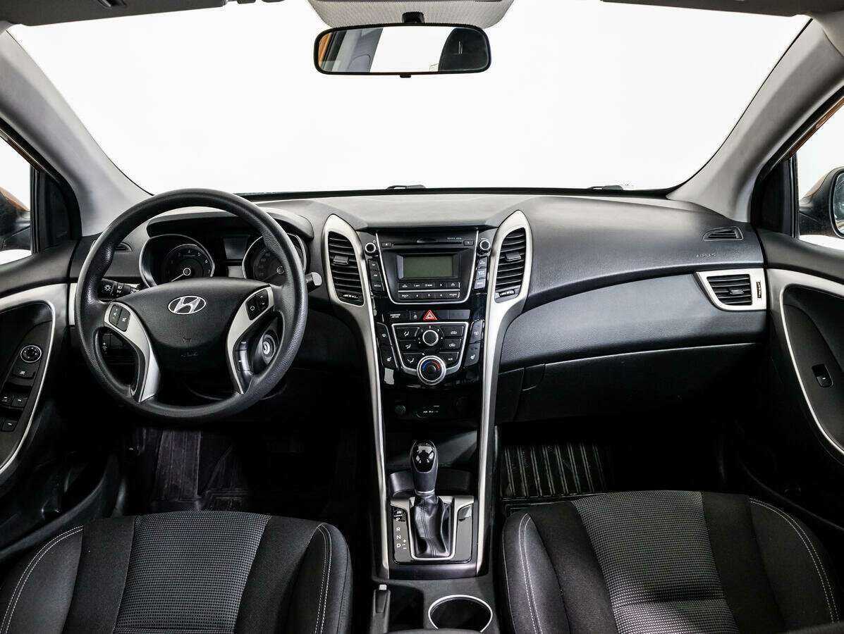 Hyundai i30 с пробегом — 2016 год. Фото: #10