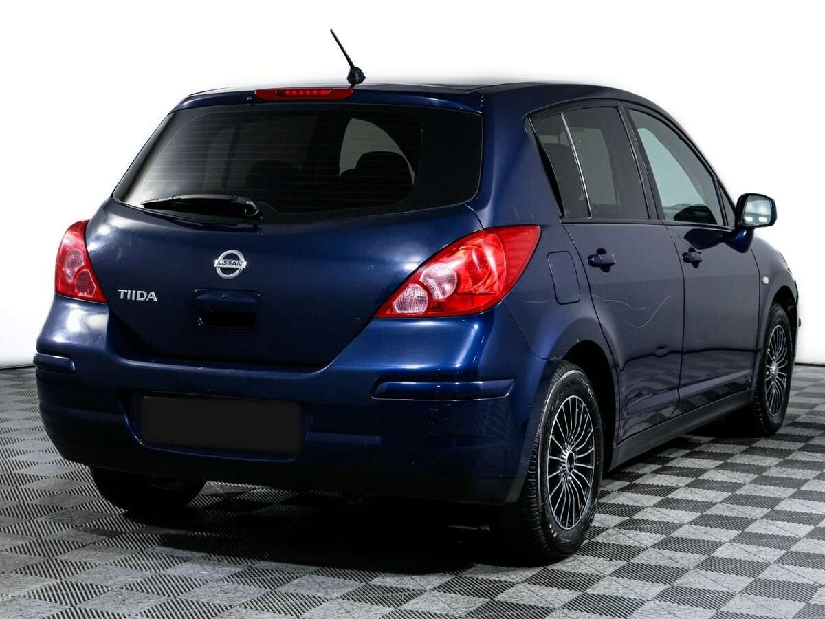 Nissan Tiida с пробегом — 2008 год. Фото: #4
