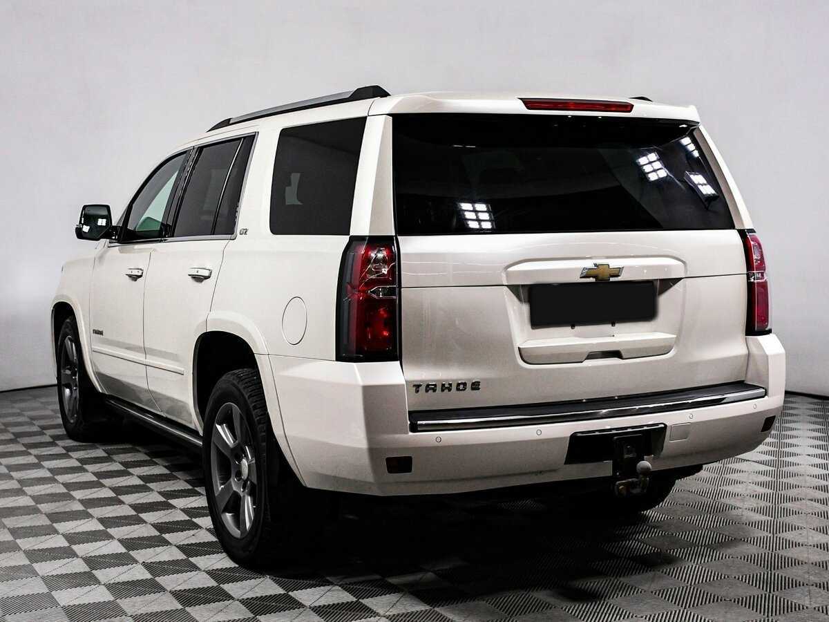 Chevrolet Tahoe с пробегом — 2015 год. Фото: #5
