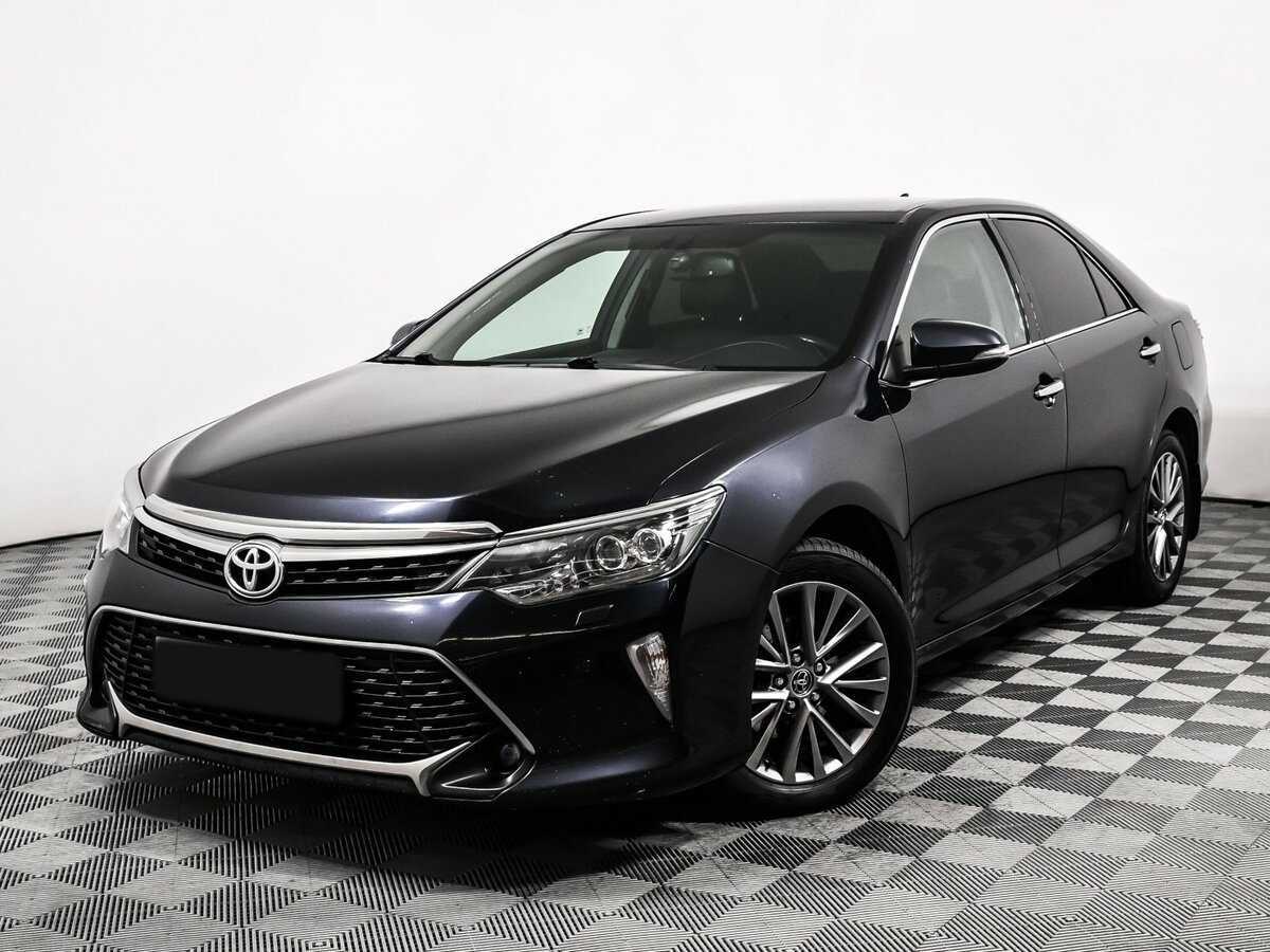 Toyota Camry с пробегом — 2017 год. Фото: #0
