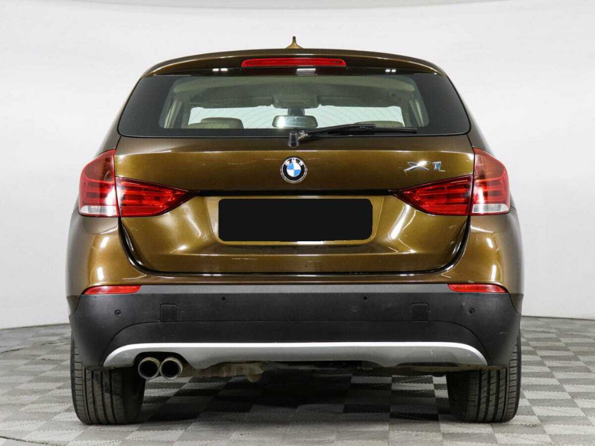 BMW X1 с пробегом — 2010 год. Фото: #3
