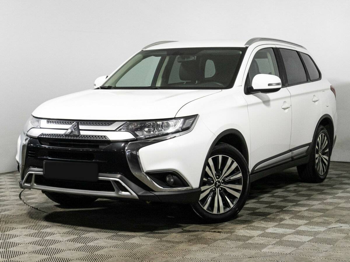 Mitsubishi Outlander с пробегом — 2020 год. Фото: #0