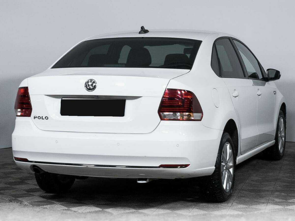 Volkswagen Polo с пробегом — 2020 год. Фото: #4