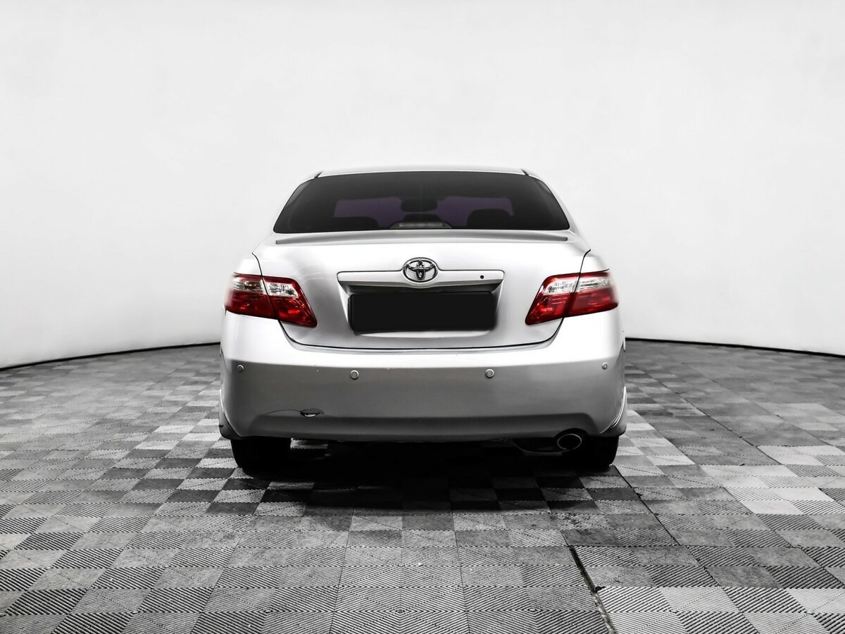 Toyota Camry с пробегом — 2008 год. Фото: #4