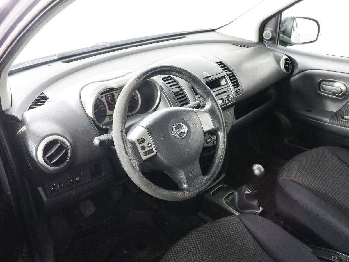 Nissan Note с пробегом — 2007 год. Фото: #4