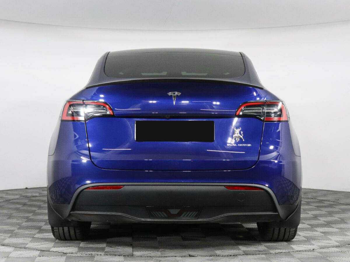 Tesla Model Y с пробегом — 2023 год. Фото: #5