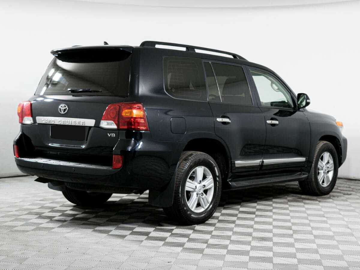 Toyota Land Cruiser с пробегом — 2013 год. Фото: #4