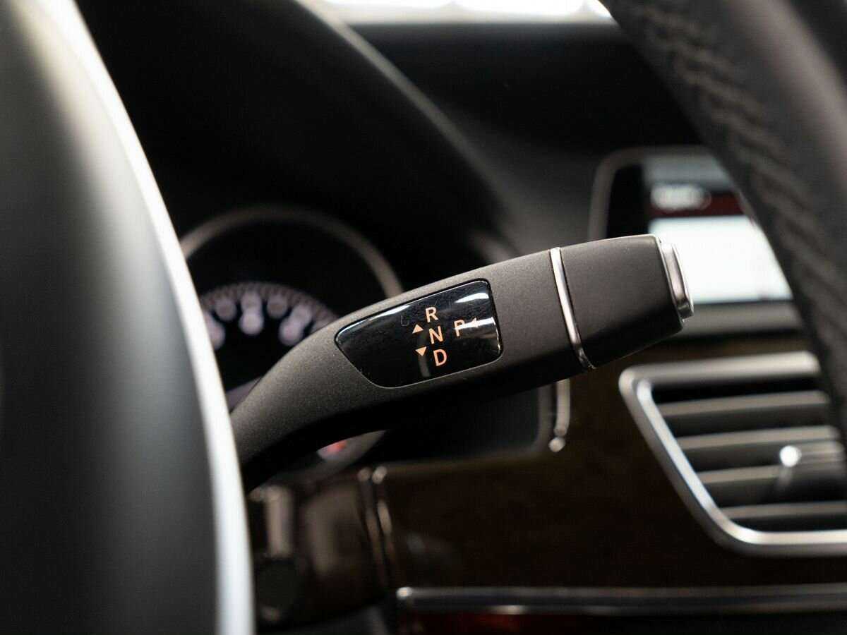 Mercedes-Benz E-Класс с пробегом — 2013 год. Фото: #12