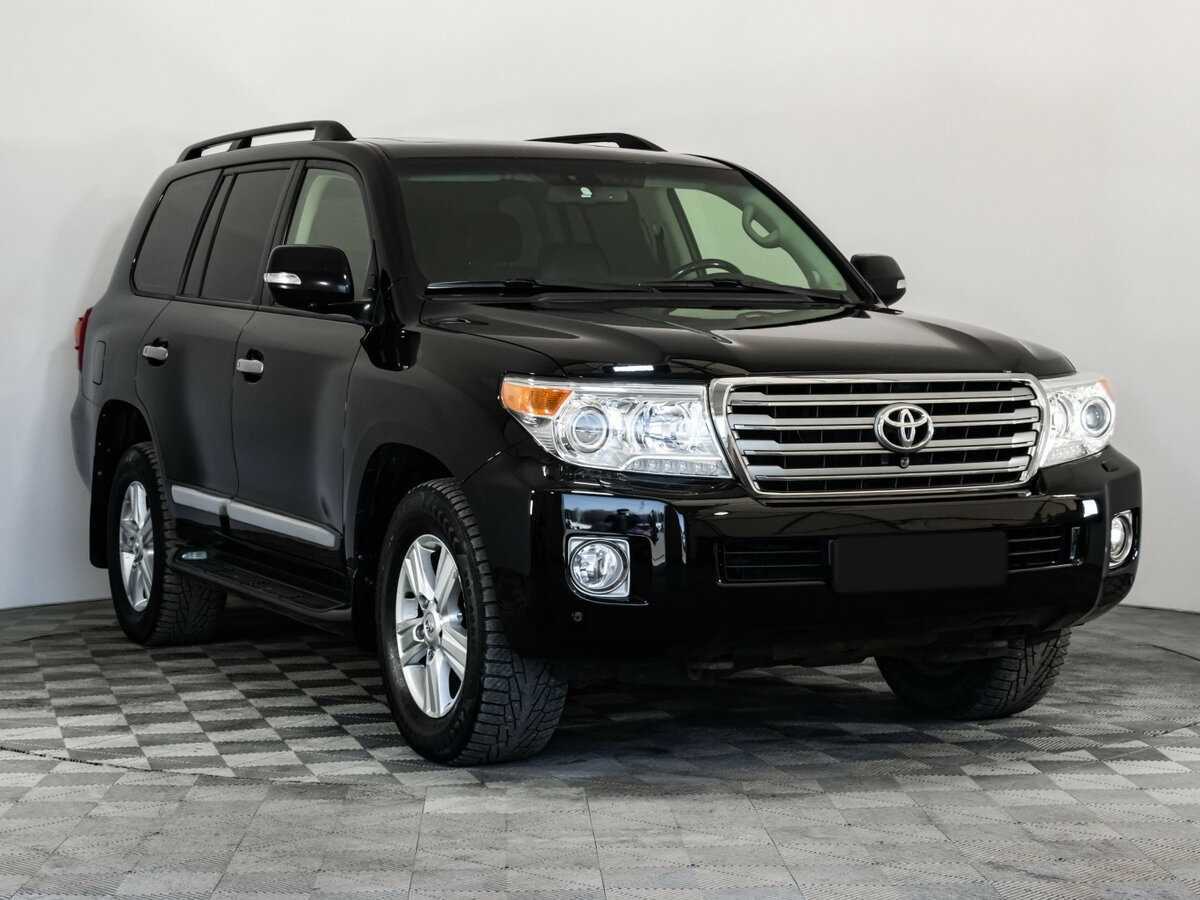 Toyota Land Cruiser с пробегом — 2013 год. Фото: #3