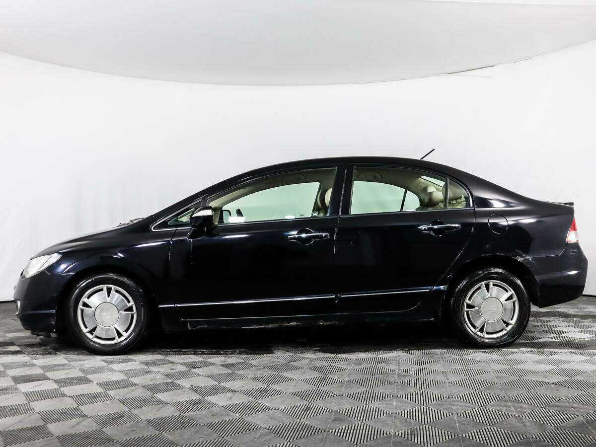 Honda Civic с пробегом — 2008 год. Фото: #7