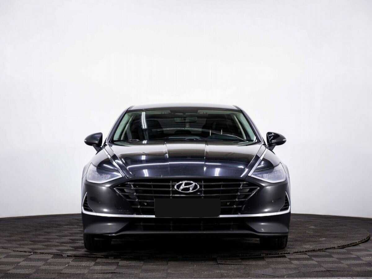 Hyundai Sonata с пробегом — 2019 год. Фото: #1