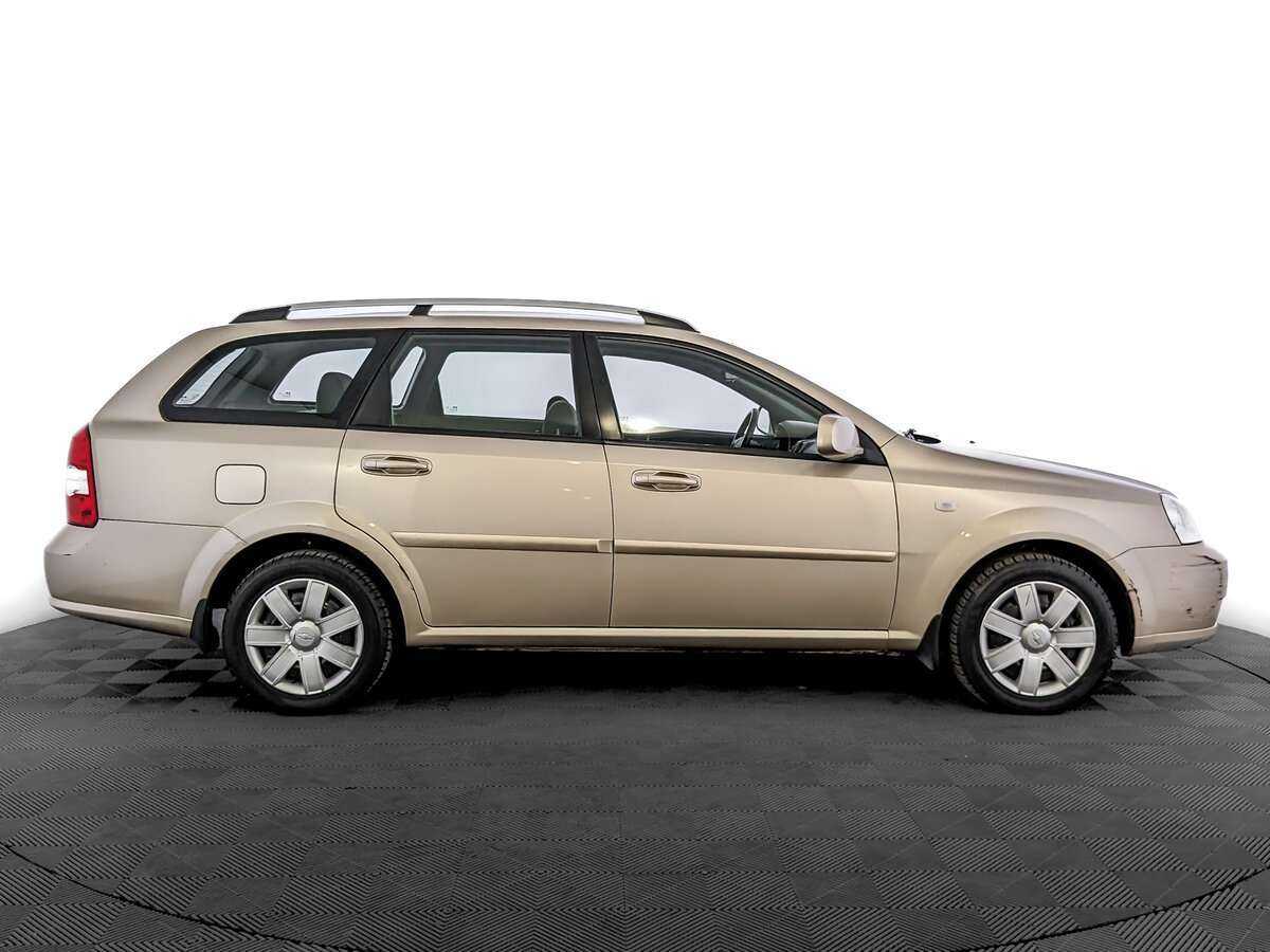 Chevrolet Lacetti с пробегом — 2011 год. Фото: #3