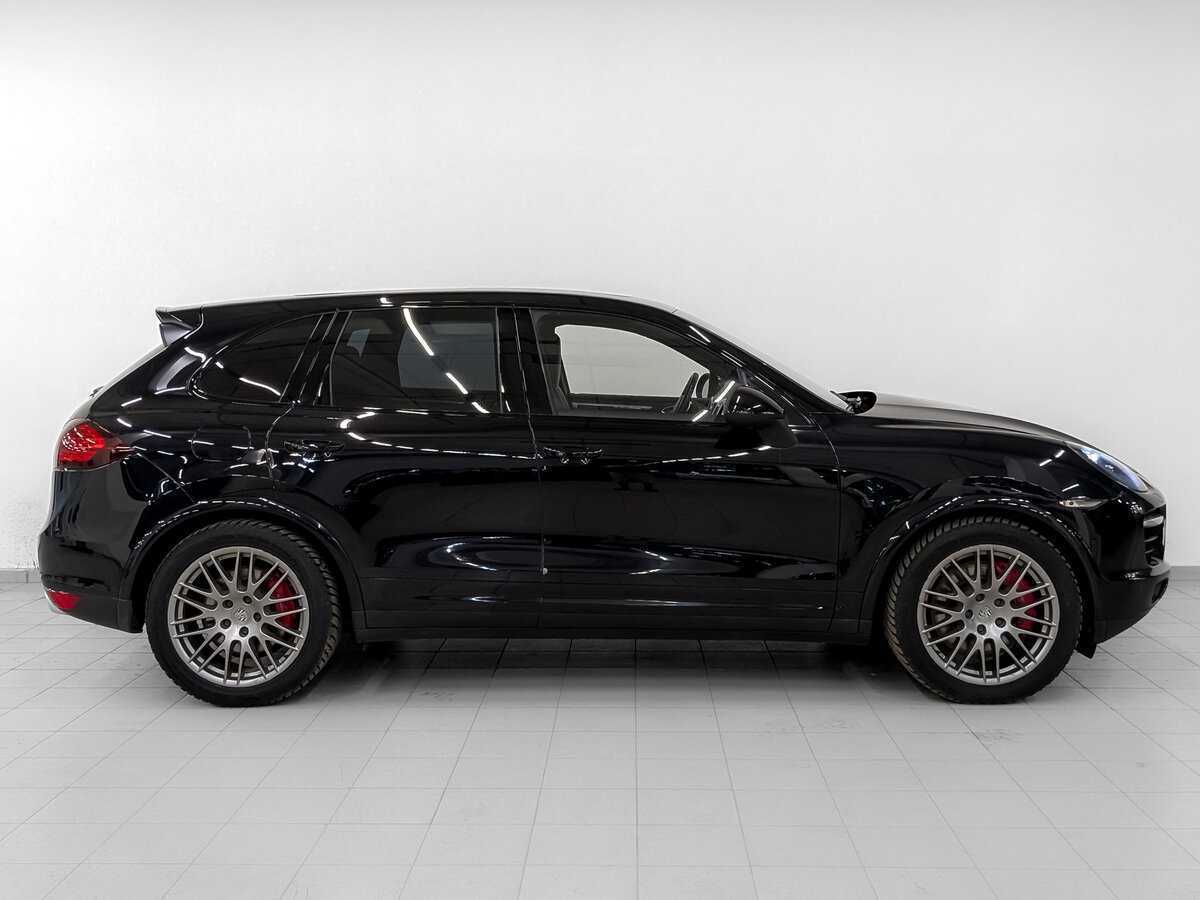 Porsche Cayenne с пробегом — 2012 год. Фото: #3