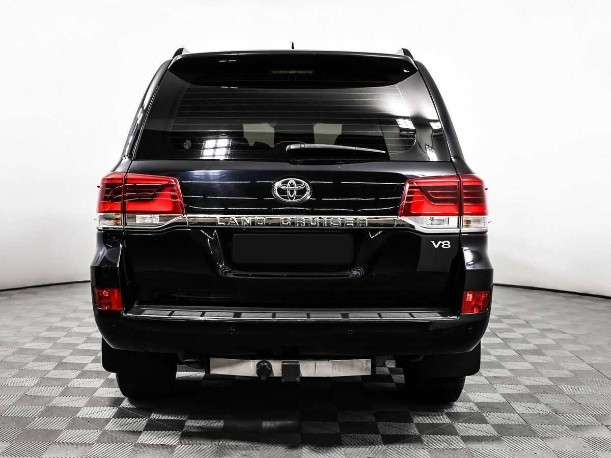 Toyota Land Cruiser с пробегом — 2015 год. Фото: #5