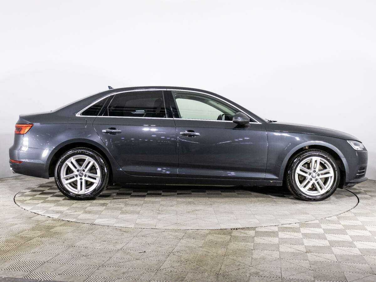 Audi A4 с пробегом — 2015 год. Фото: #2