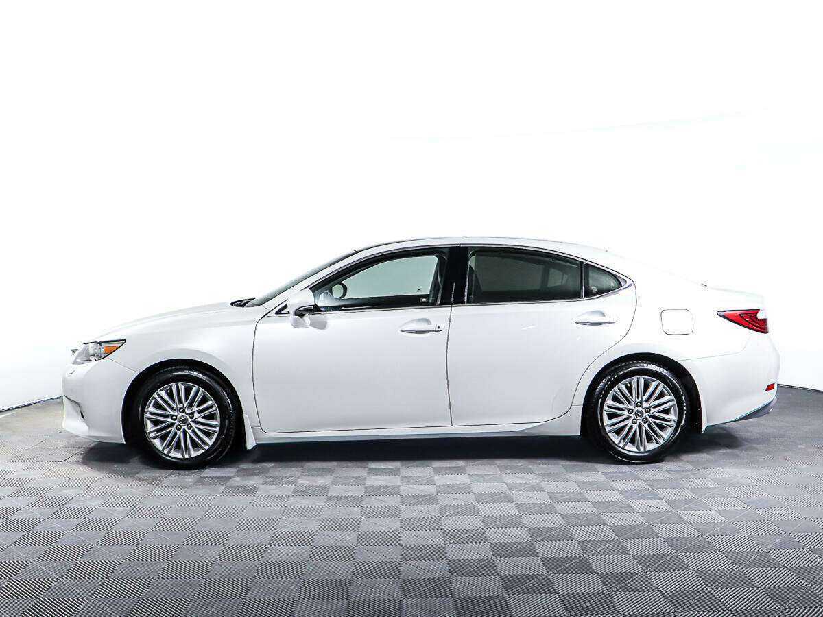 Lexus ES с пробегом — 2013 год. Фото: #7