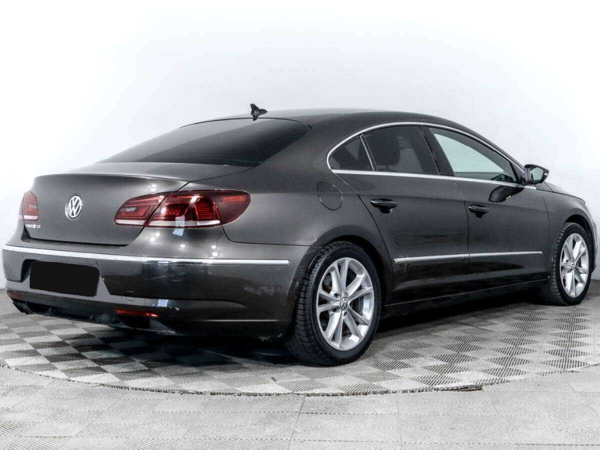 Volkswagen Passat CC с пробегом — 2012 год. Фото: #3