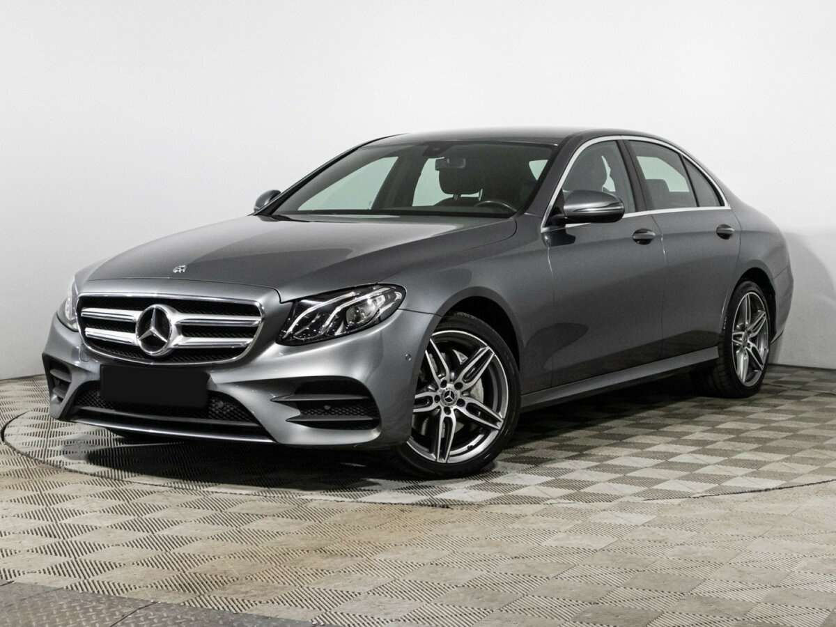 Mercedes-Benz E-Класс с пробегом — 2018 год. Посмотреть фото