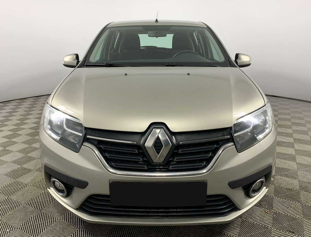Renault Sandero с пробегом — 2019 год. Фото: #1