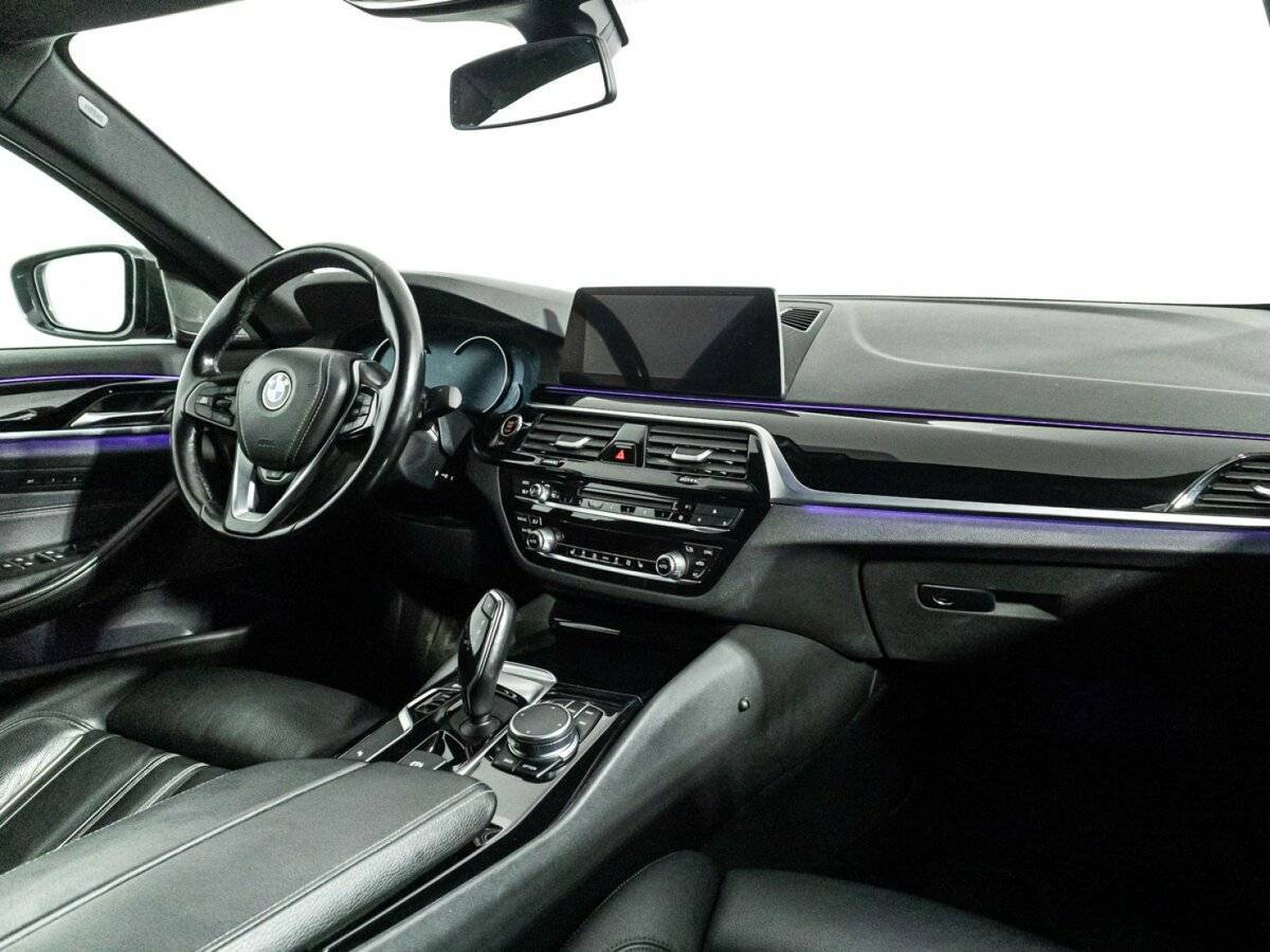 BMW 5 серии с пробегом — 2017 год. Фото: #8