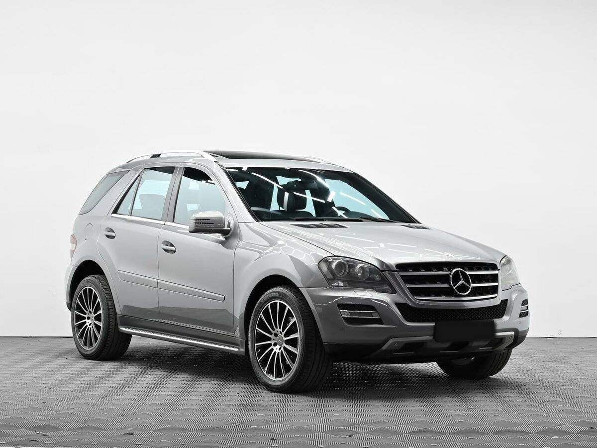 Mercedes-Benz M-Класс с пробегом — 2011 год. Фото: #1