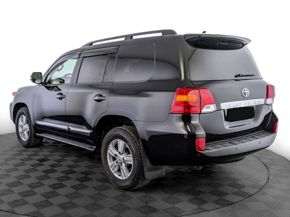 Toyota Land Cruiser с пробегом — 2014 год. Фото: #6