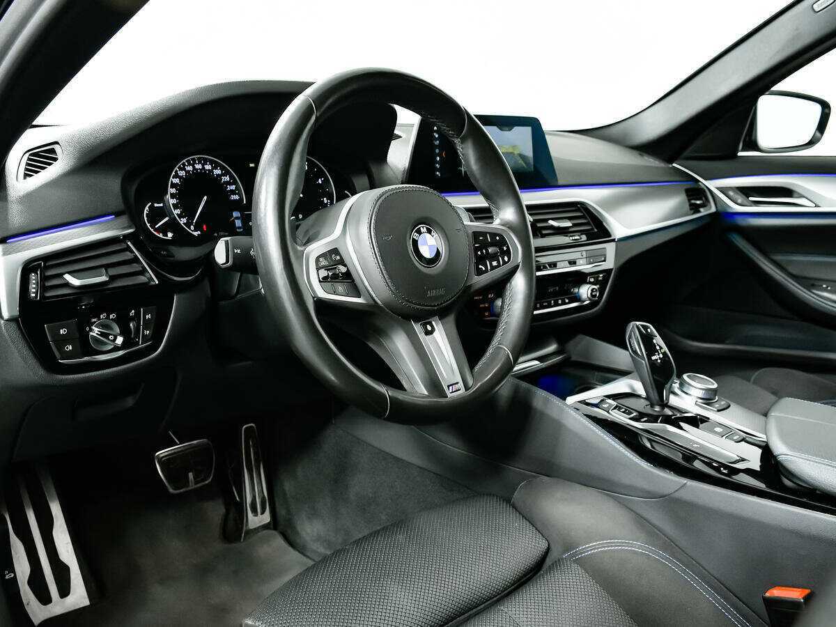 BMW 5 серии с пробегом — 2020 год. Фото: #10