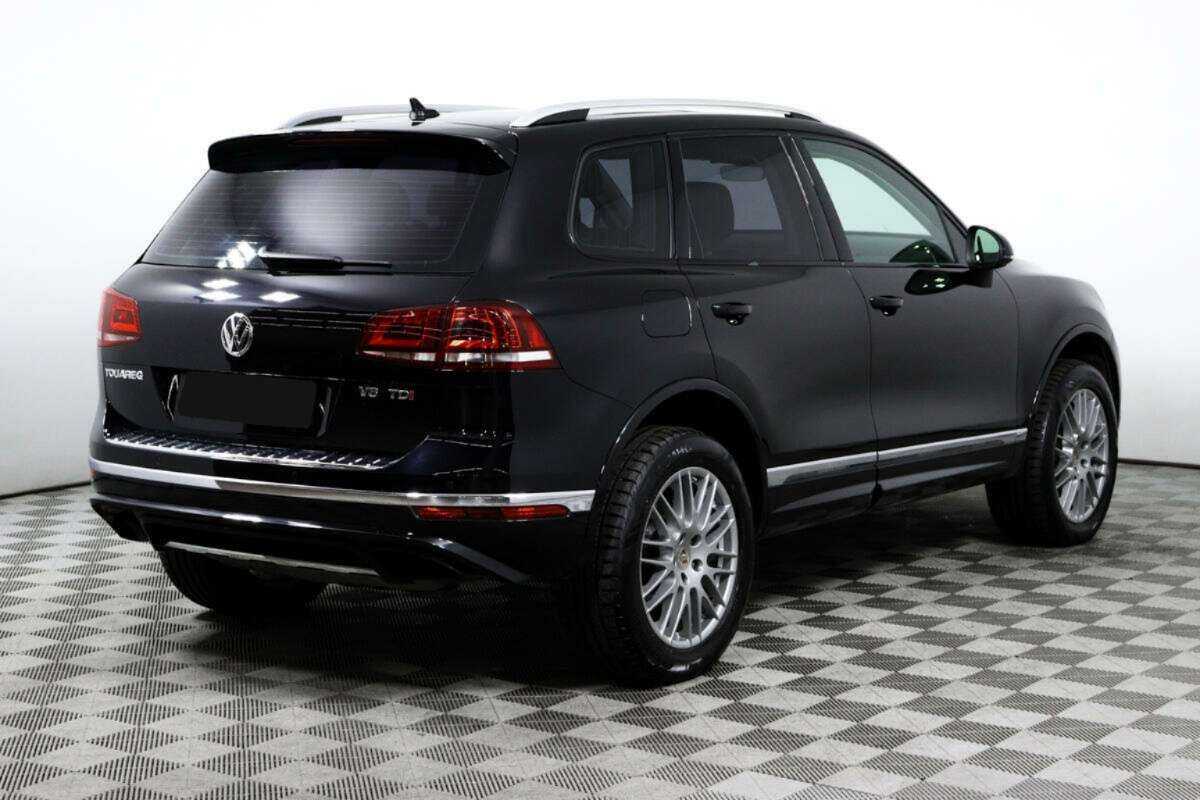 Volkswagen Touareg с пробегом — 2016 год. Фото: #4