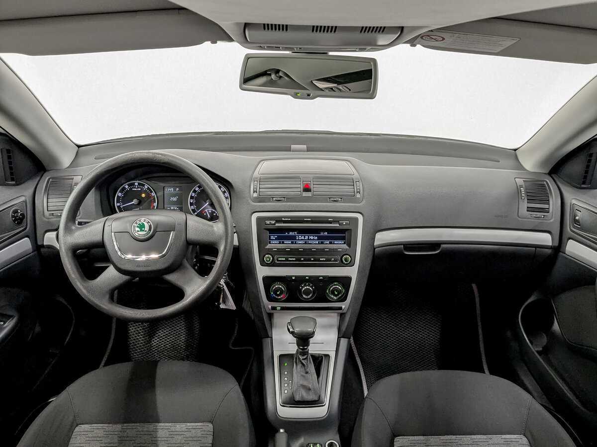 Skoda Octavia с пробегом — 2013 год. Фото: #13