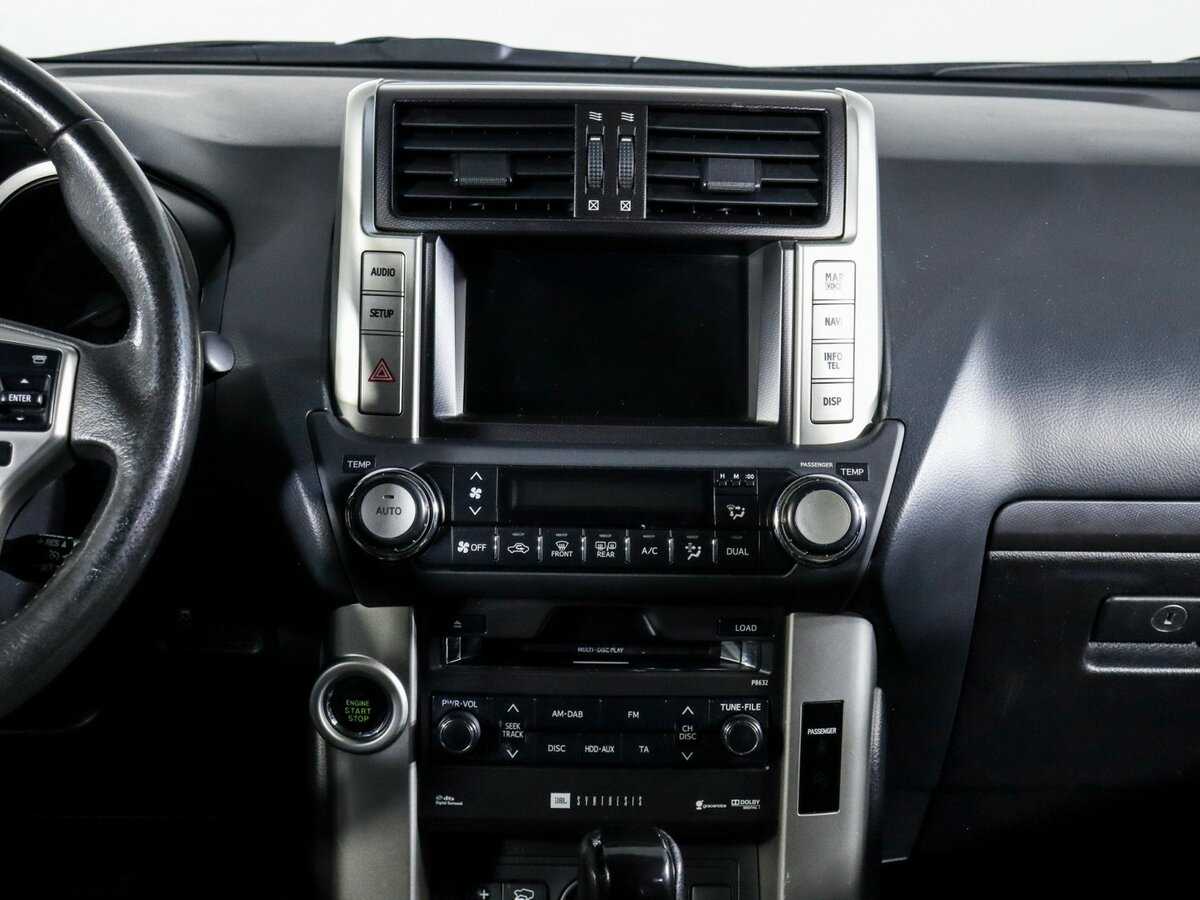 Toyota Land Cruiser Prado с пробегом — 2010 год. Фото: #9
