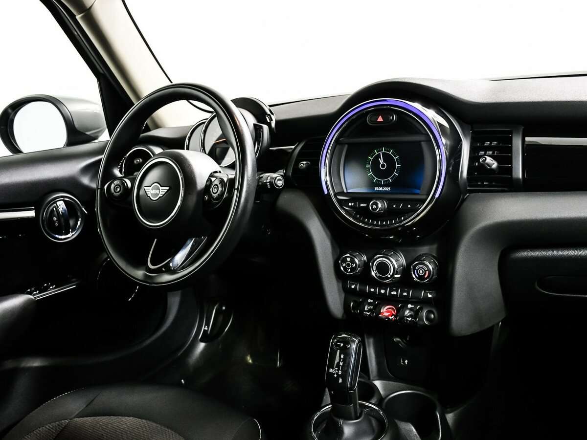 Mini Hatch с пробегом — 2020 год. Фото: #8