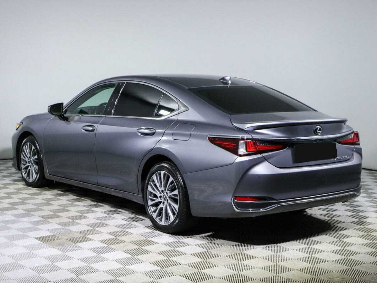 Lexus ES с пробегом — 2021 год. Фото: #5