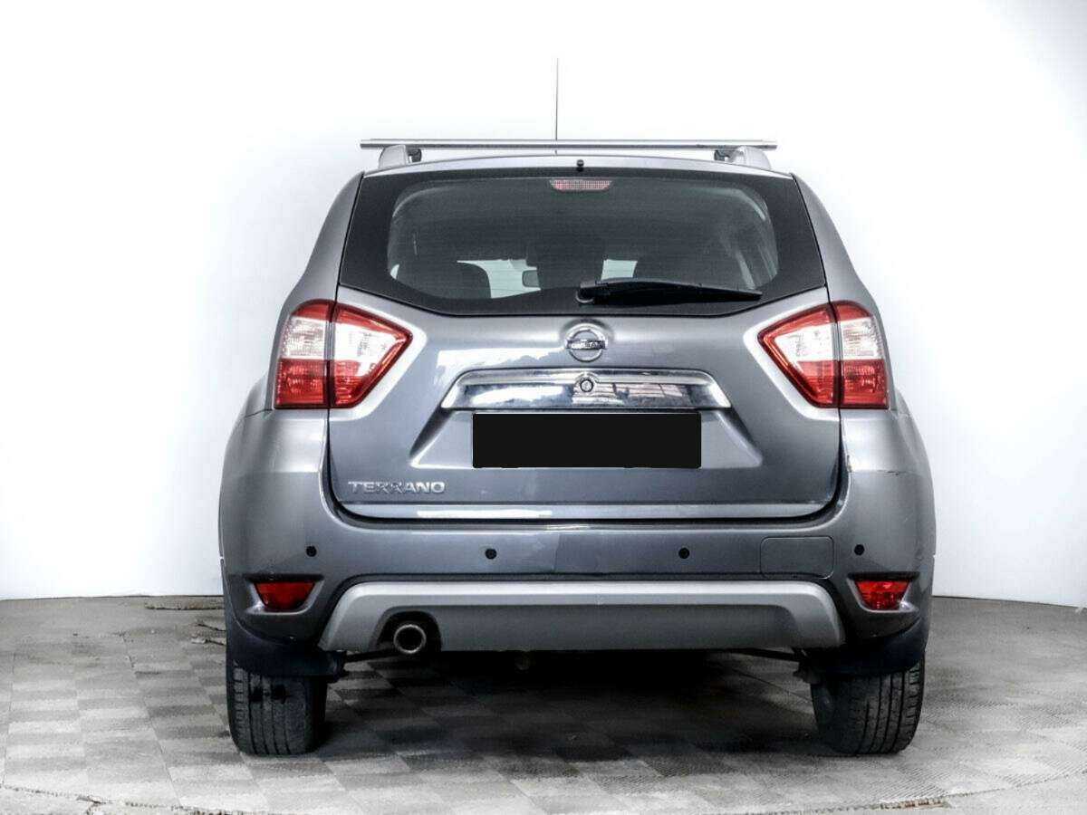 Nissan Terrano с пробегом — 2017 год. Фото: #4