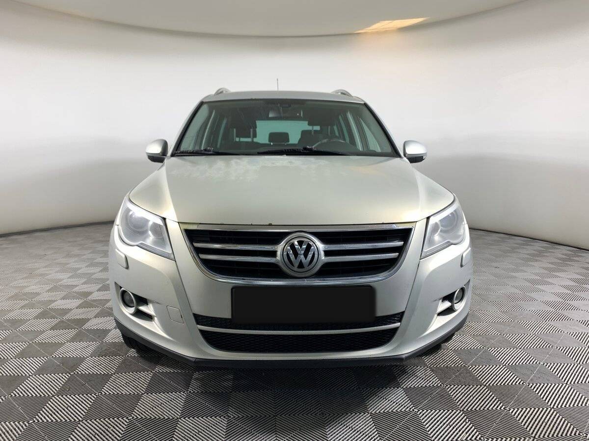 Volkswagen Tiguan с пробегом — 2011 год. Фото: #1