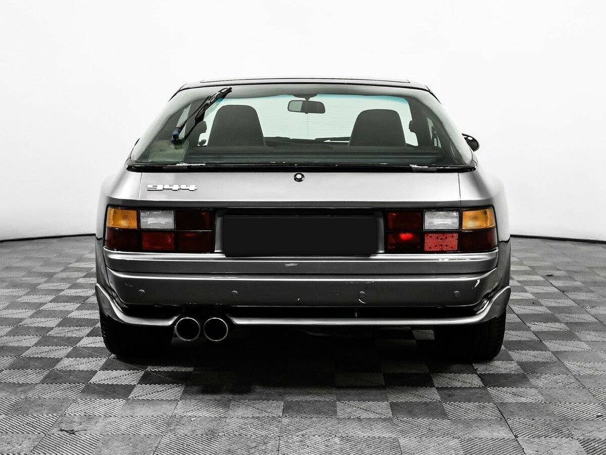 Porsche 944 с пробегом — 1986 год. Фото: #5