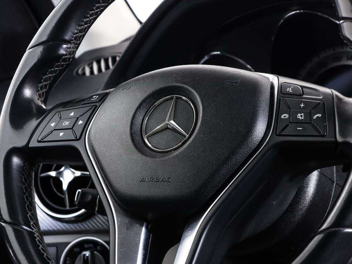 Mercedes-Benz GLK-Класс с пробегом — 2014 год. Фото: #10