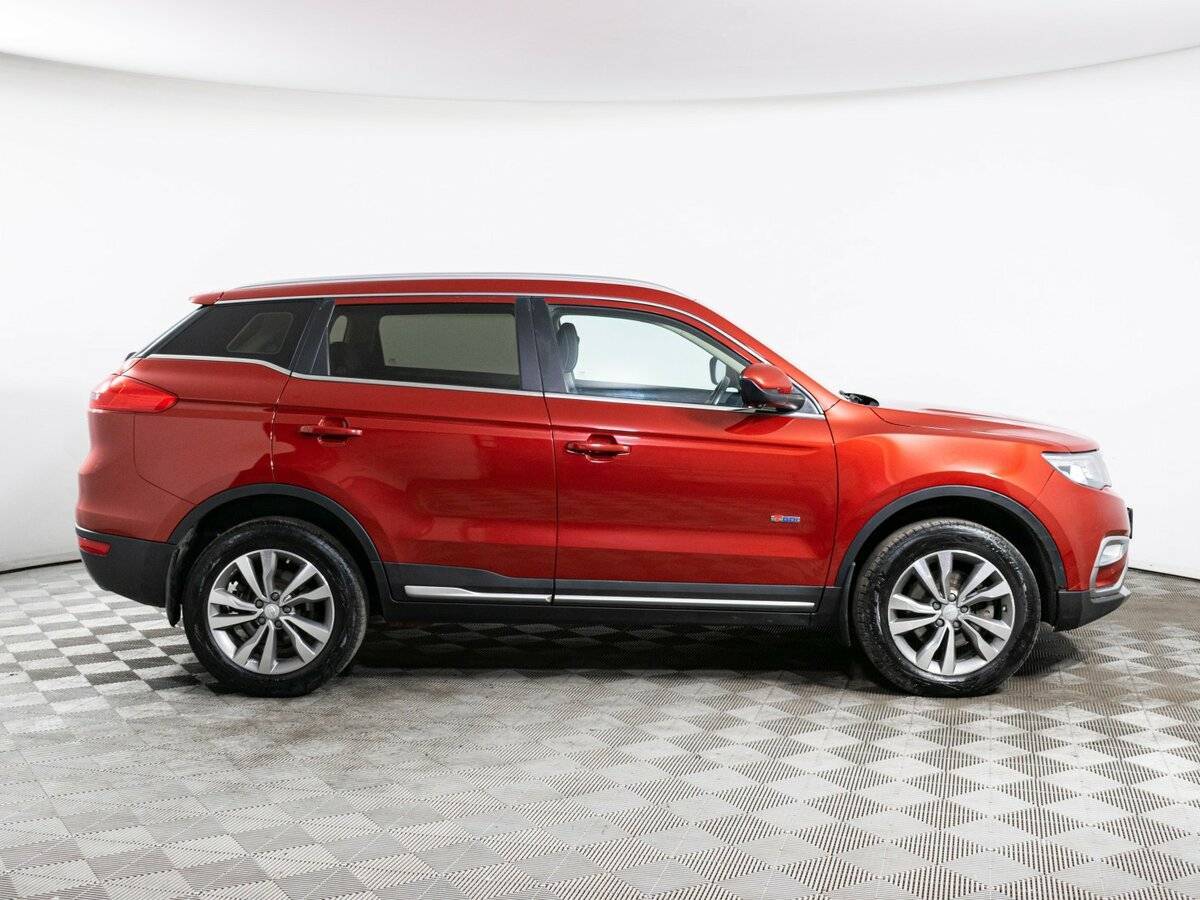 Geely Atlas с пробегом — 2020 год. Фото: #3