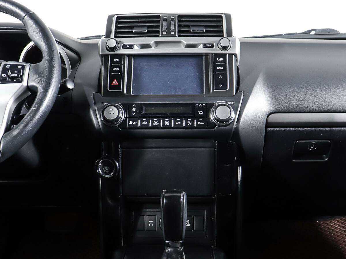 Toyota Land Cruiser Prado с пробегом — 2016 год. Фото: #13