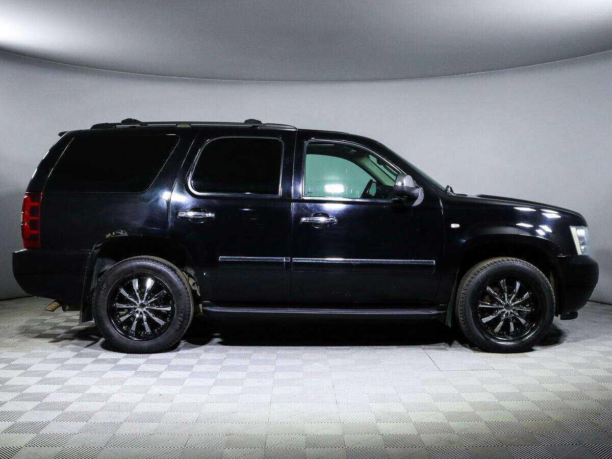 Chevrolet Tahoe с пробегом — 2013 год. Фото: #3