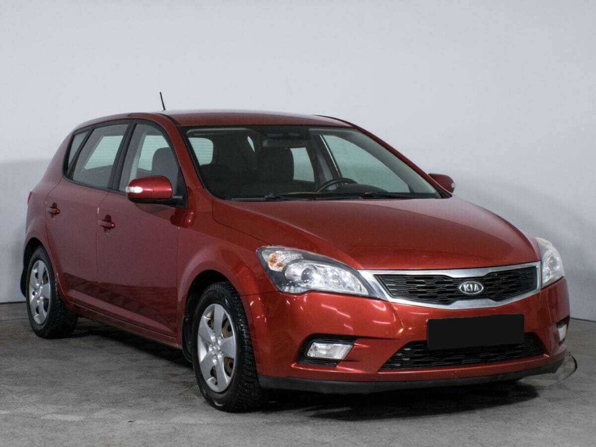 Kia Ceed с пробегом — 2010 год. Фото: #2