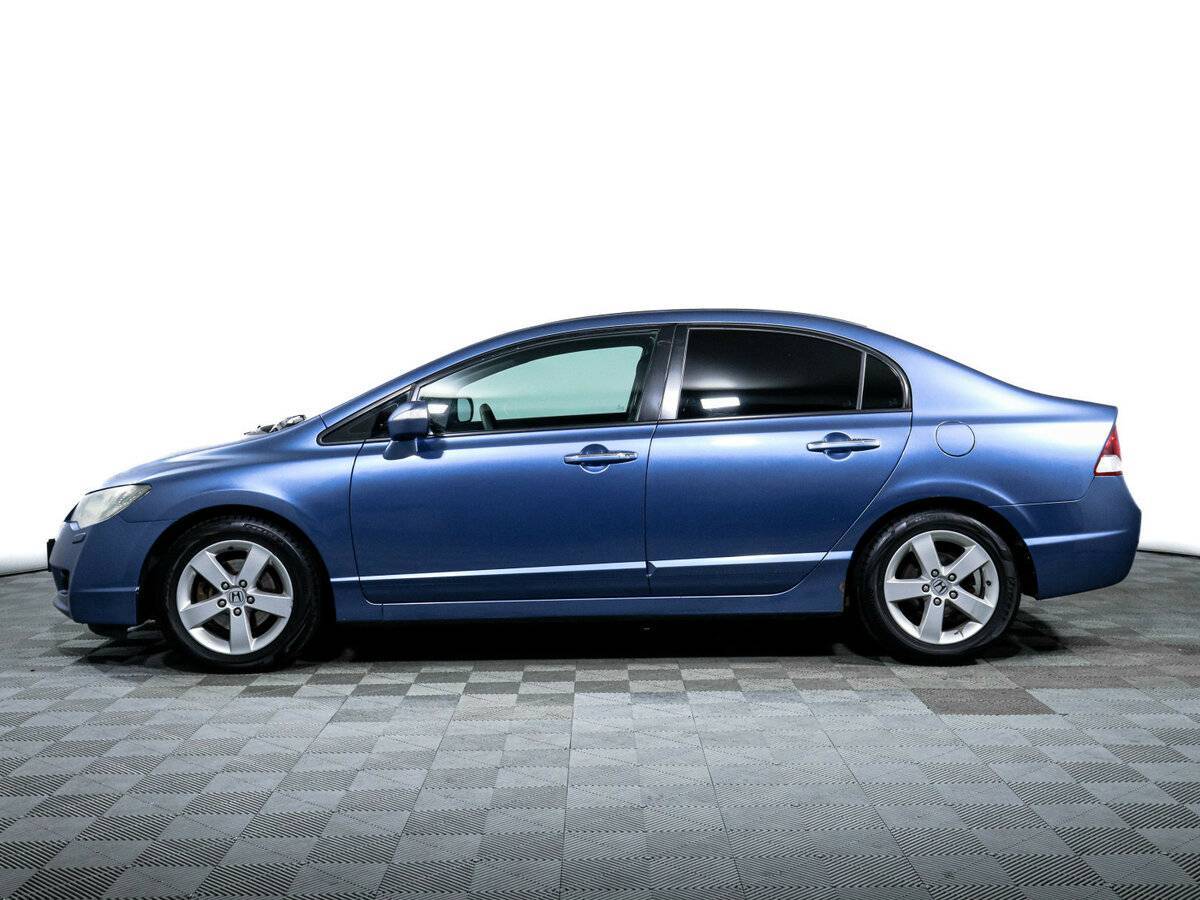 Honda Civic с пробегом — 2009 год. Фото: #7